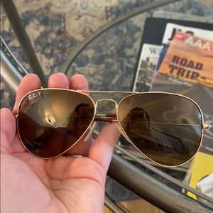 Ray ban polarized aviator NEEDS REPAIR